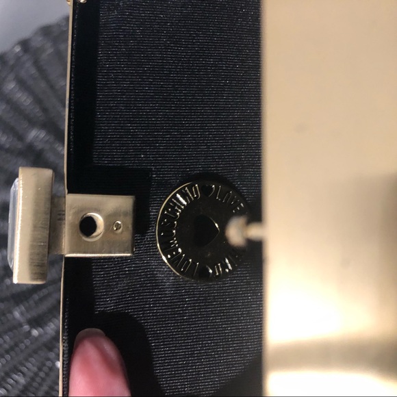 ❤️LOVE MOSCHINO PURSE❤️ - Picture 4 of 4